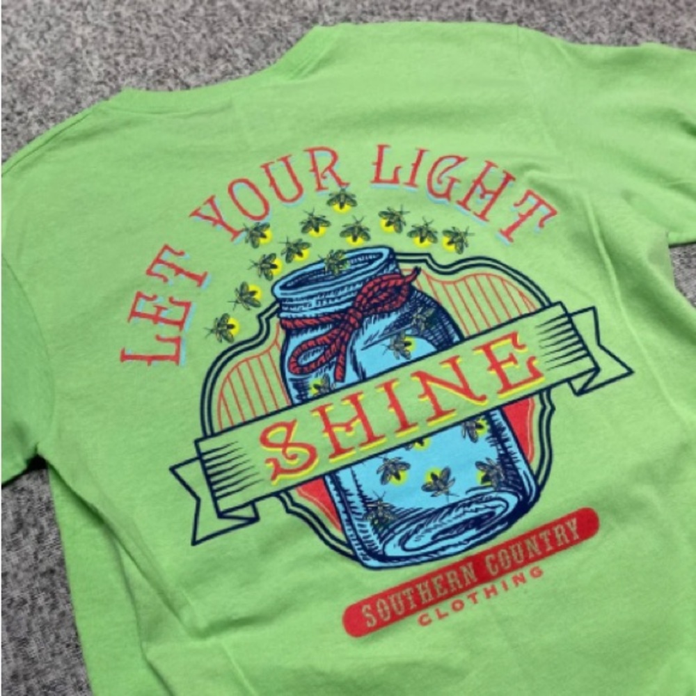 BOUTIQUE Southern Country S/S Graphic Tee NEW!
